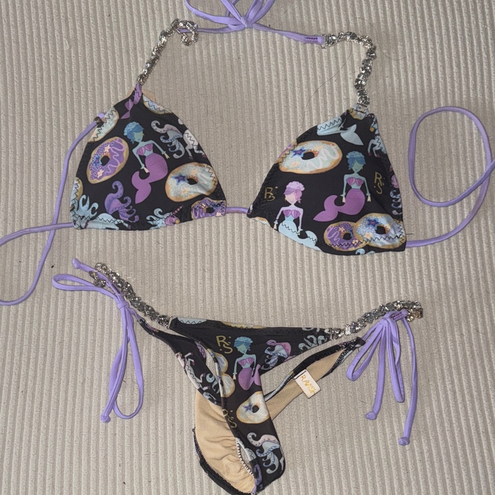Ravish Sands mermaid posing suit or bathing suit